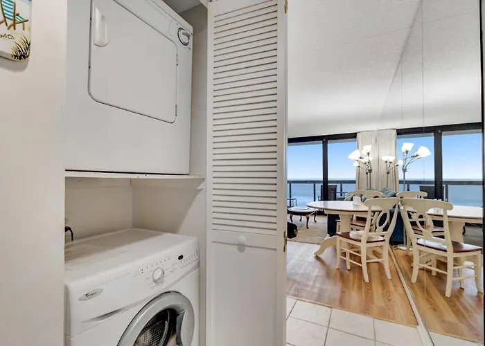 Incredible Beachfront With Balcony Pools Gym & Tennis Ocean City