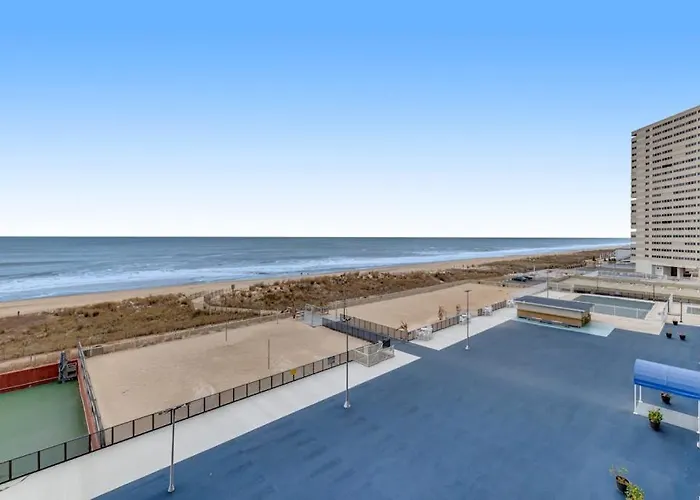 Incredible Beachfront With Balcony Pools Gym & Tennis Holiday home Ocean City